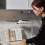 Le bon support tablette pour cuisiner confortablement